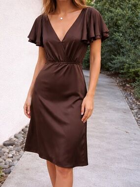 Banana Republic 100% Silk Brown Midi Dress Flutter Sleeve NWT Size 4 brown